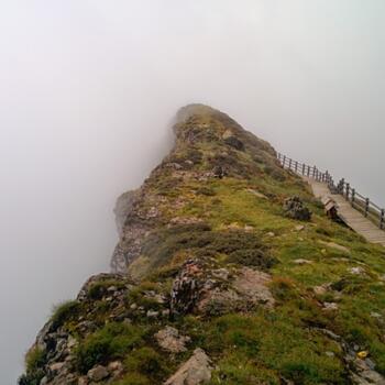 Nearing the peak of Jiaozi Snow Mountain (image credit: Philippe Semanaz)