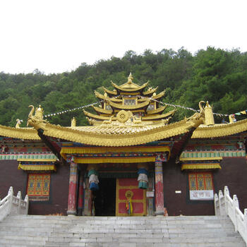 Upper compound of Wenfeng Temple