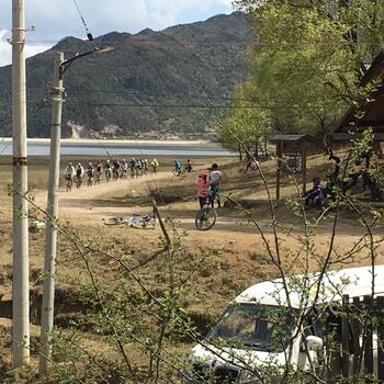 Bicycle tour around Wenhai Lake