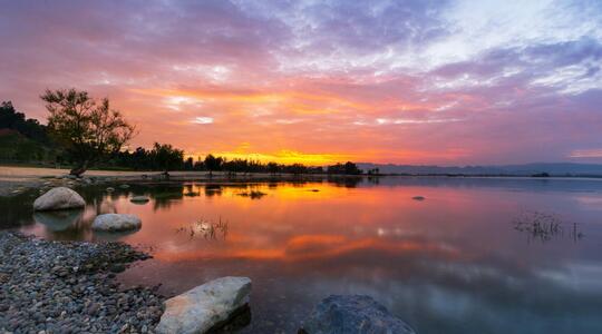 Dian Lake sunset